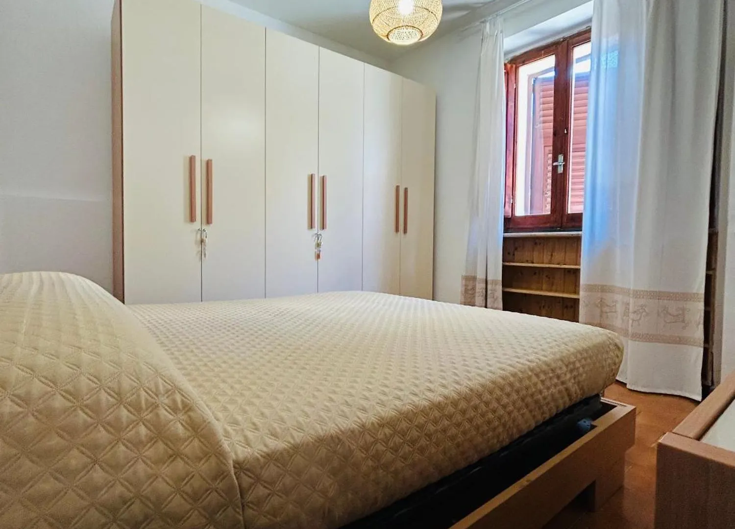 Maison Mazzini 15 سانتا تيريزا غالّورا بيت للعطل